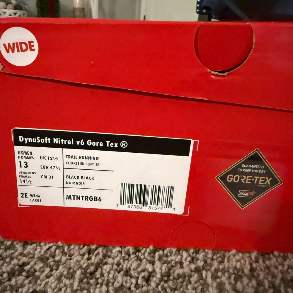 Men's Black New Balance Shoes - Picture 4 of 7